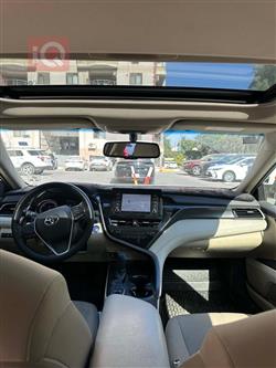 تۆیۆتا کامری